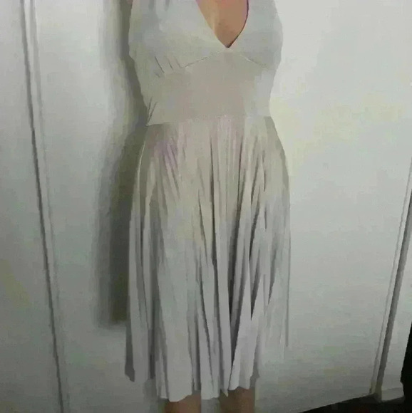 NWNT VENICE sexy  party/cocktail wedding halter midi dress SS - Picture 4 of 8